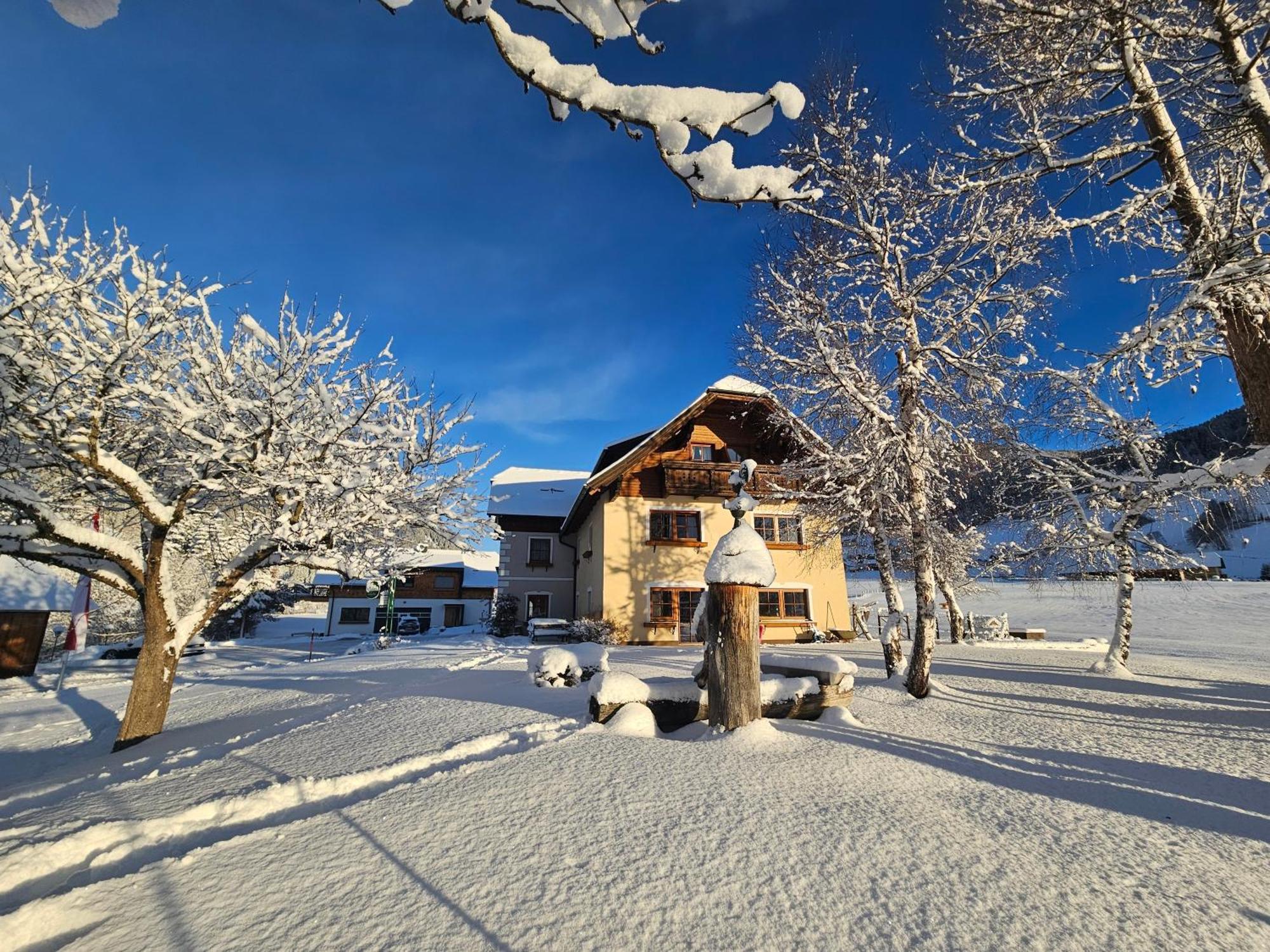 Landhotel Lacknerhof Mariapfarr Εξωτερικό φωτογραφία